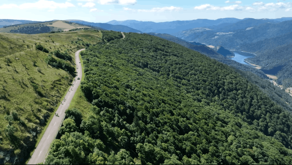 Route des crêtes dans les Vosges, col emprunté par les cyclistes lors de L'Alsacienne qui a lieu le 28 juin 2026